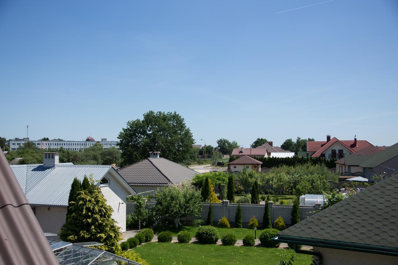 Guest House Аirport Brest Exterior photo